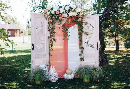 Romantic White Door With Flowers Backdrop for Wedding Ceremony Photography