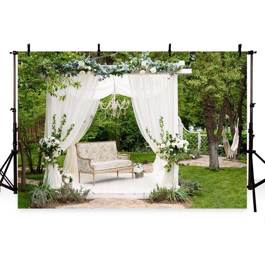 White Flowing Curtain Green Backdrop for Wedding Ceremony Party Photography