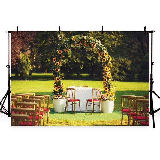 Green Grass and Yellow Sunflower Arch Backdrop for Weeding Ceremony Photography