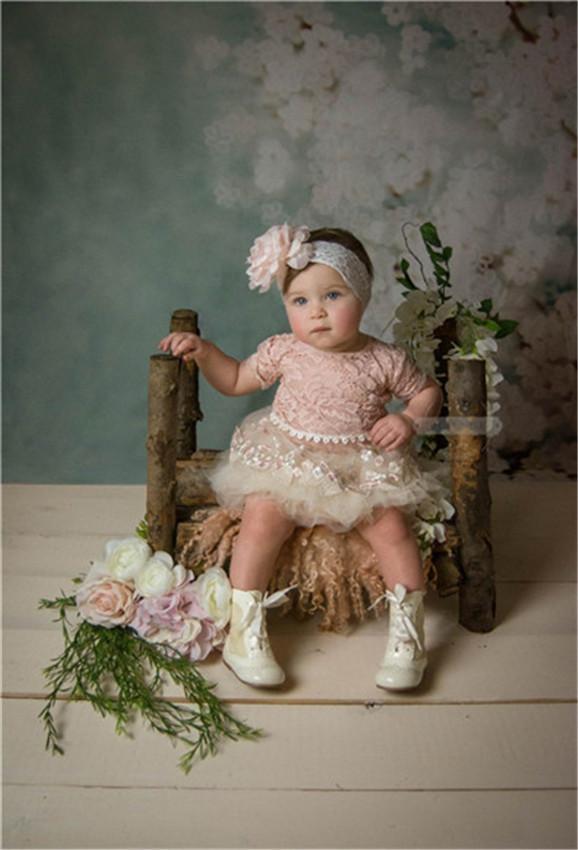 White Flowers Mint Backdrop for Newborn/Bridal/Studio