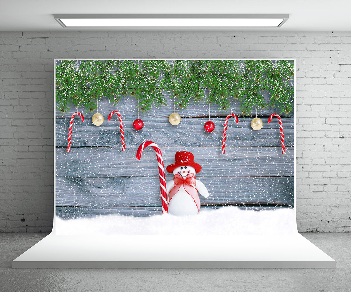 A snowman Christmas photography background snowflakes wooden wall background